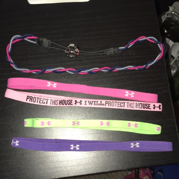 Under Armour Accessories - Underarmour headbands!